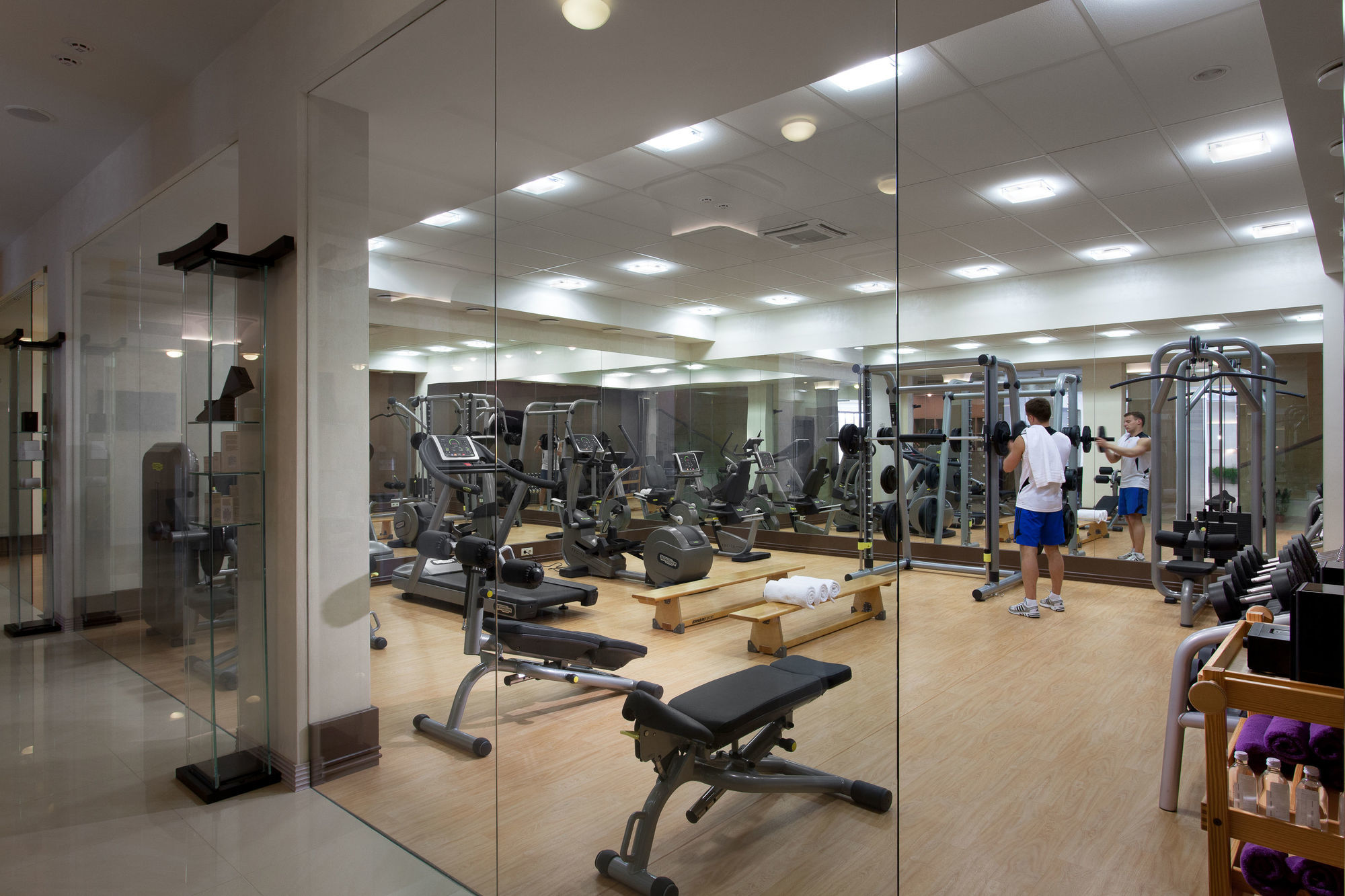 Superior Golf And Spa Resort Kharkiv Exterior photo