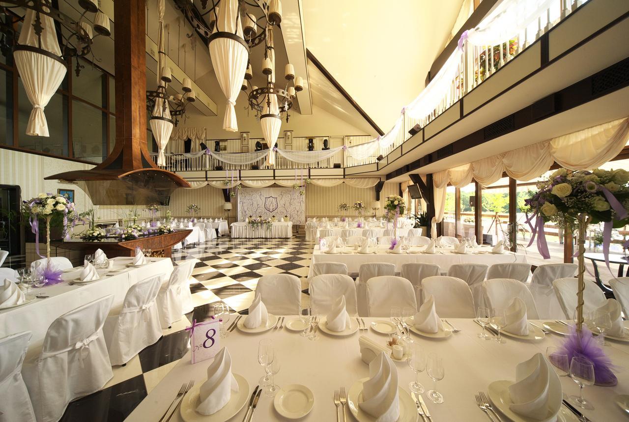 Superior Golf And Spa Resort Kharkiv Exterior photo